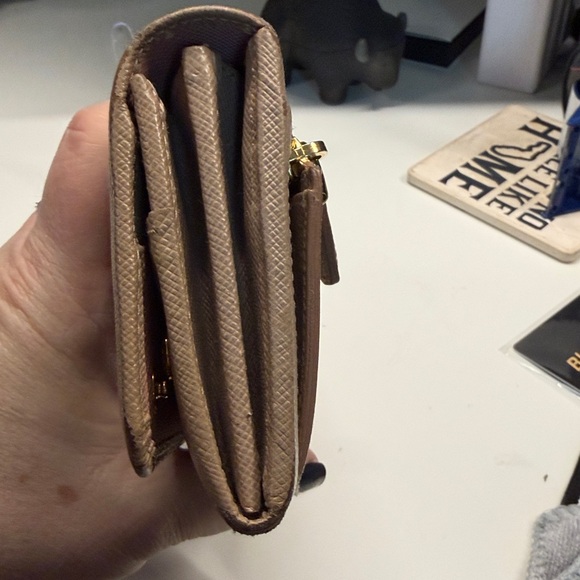 Prada Blush and Pink Saffiano Wallet - Picture 11 of 12